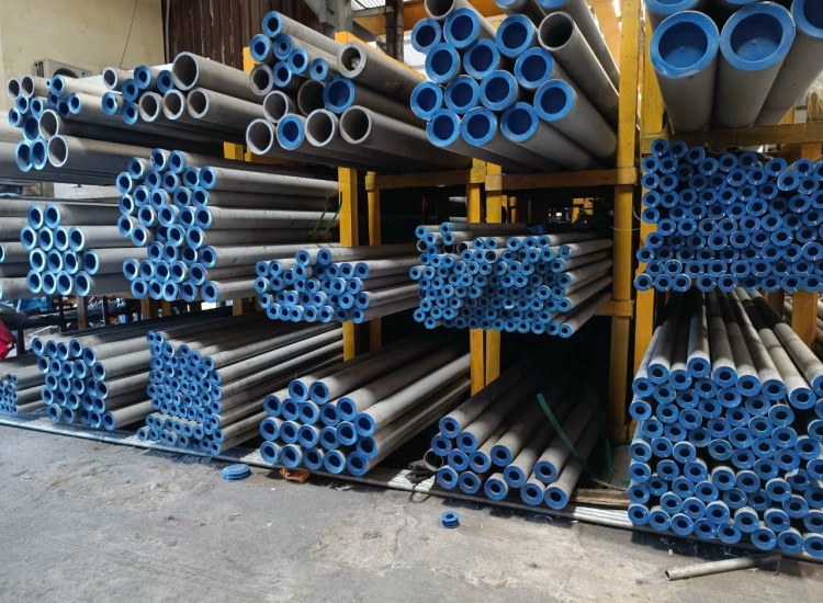 ỐNG ĐÚC INOX 304 PHI 90 DÀY 10MM