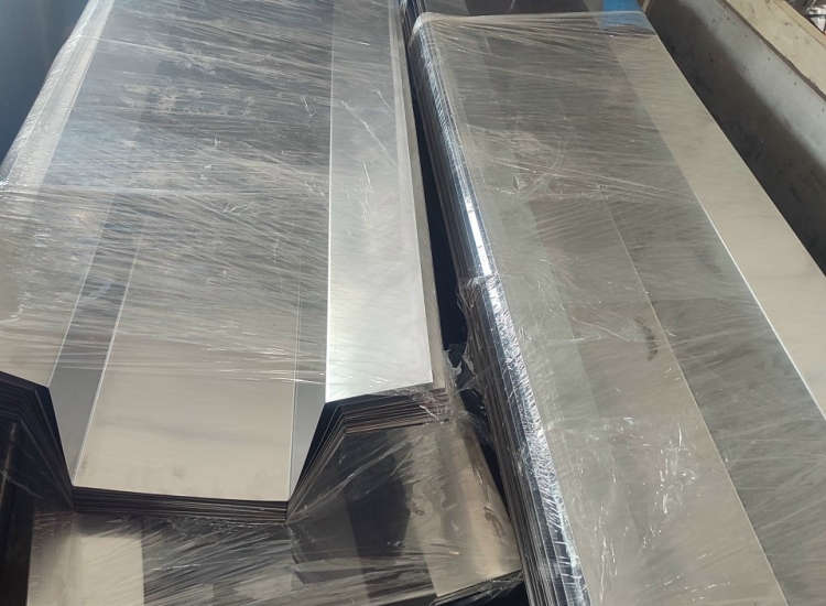 GIA CÔNG MÁNG XỐI INOX