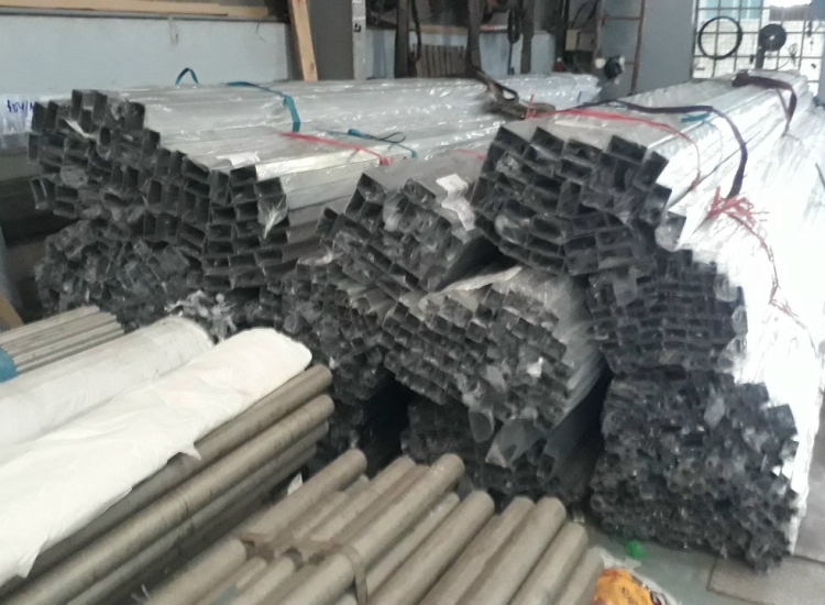 HỘP CHỮ NHẬT INOX 75*150 DÀY 2.0-3.0-4.0-5.0-6.0-7.0-8.0MM/ INOX 304-316