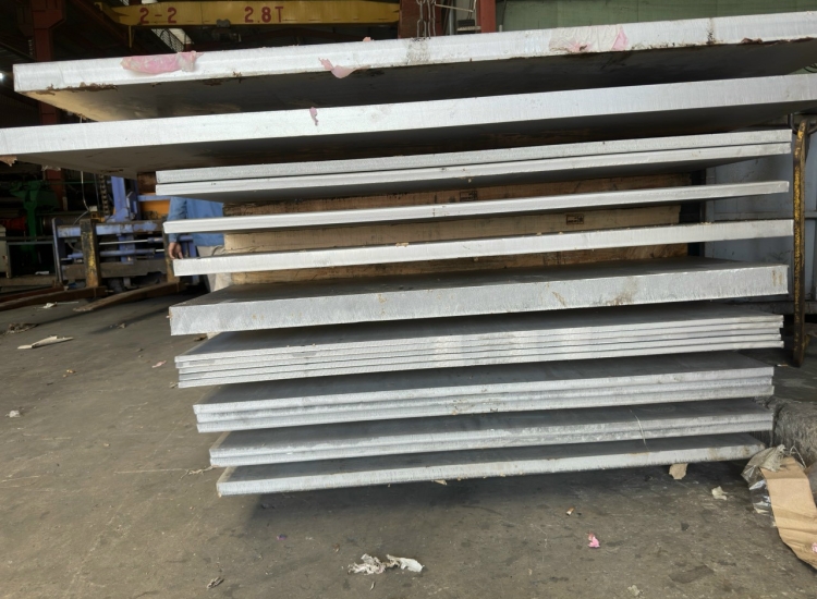 Tấm INOX 304/304L No.1-dày 6.0MM