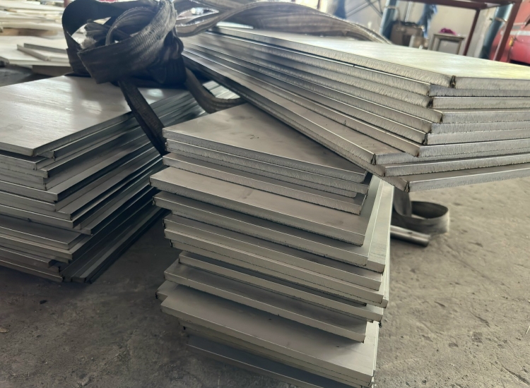 GIA CÔNG INOX LASER CHI TIẾT