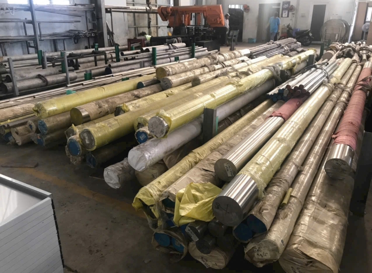 LÁP TRÒN ĐẶC 316- PHI 200|STAINLESS STEEL 316 ROUND BAR , Diameter 200mm