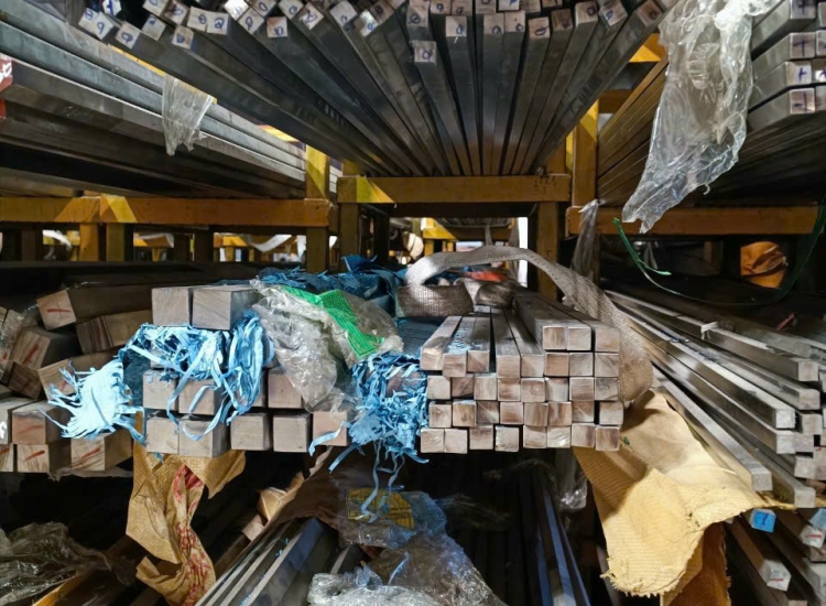 THANH LÁP VUÔNG ĐẶC INOX 304|316 - 25x25|Stainless Steel Square Bar 25 x 25 - 304|316