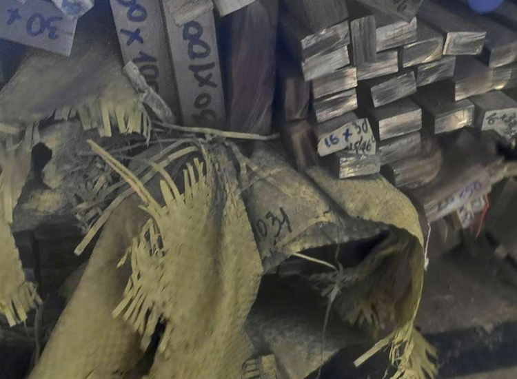 THANH LA ĐÚC 304 SỌC XƯỚC : 60 x 20 x 4000/6000MM/HL- Stainless Steel Bar Flat